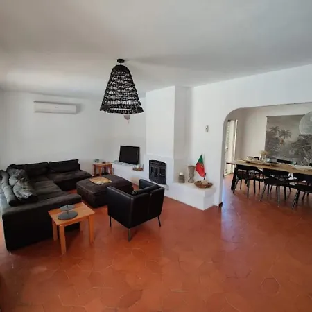 Villa In With Private Pool 800m From Albufeira